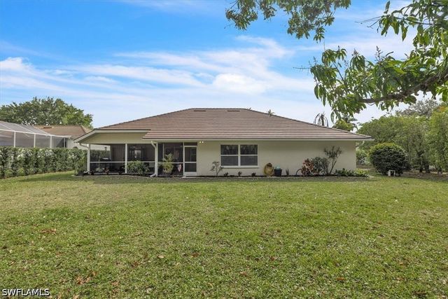 488 Henley DR, Naples, FL 34104