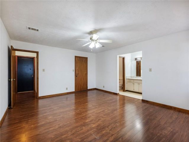 1805 Danielle Place, Lawrenceville, GA 30043