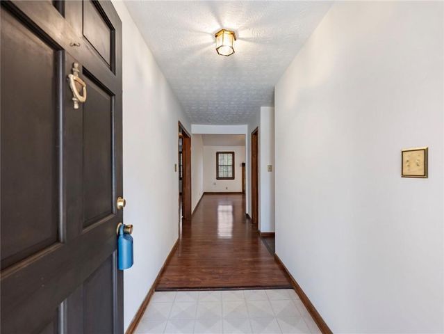 1805 Danielle Place, Lawrenceville, GA 30043