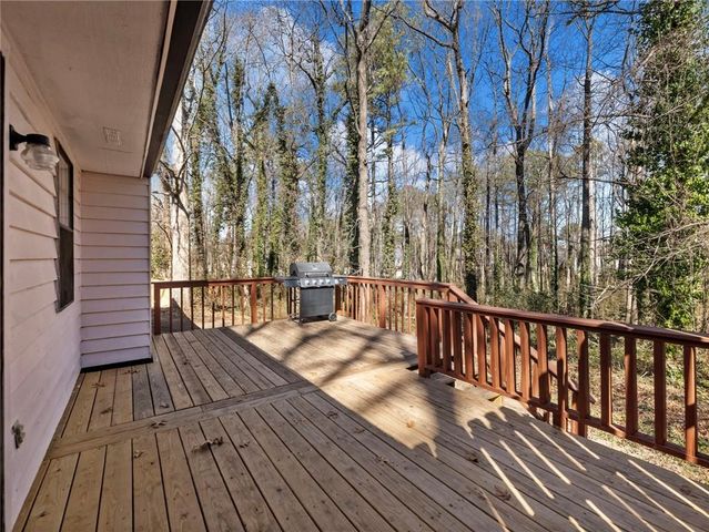 1805 Danielle Place, Lawrenceville, GA 30043