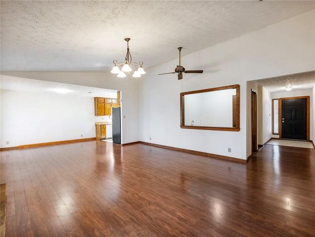 1805 Danielle Place, Lawrenceville, GA 30043