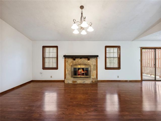 1805 Danielle Place, Lawrenceville, GA 30043