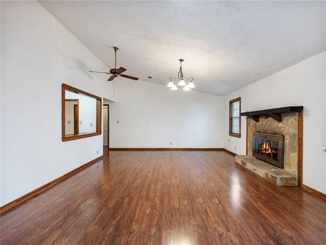 1805 Danielle Place, Lawrenceville, GA 30043