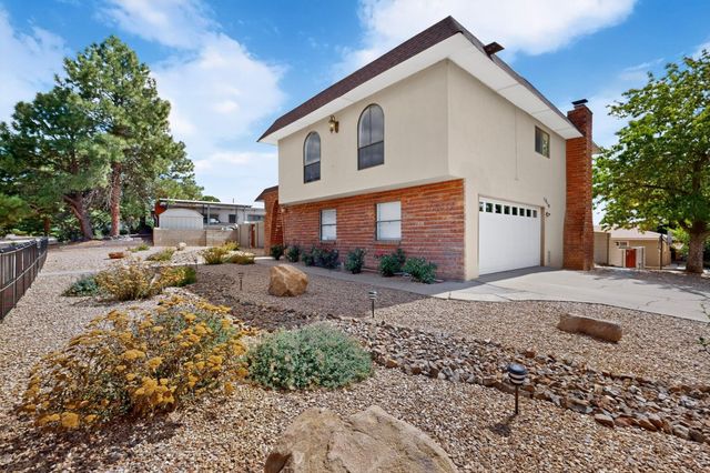 12110 Princess Jeanne Avenue NE, Albuquerque, NM 87112