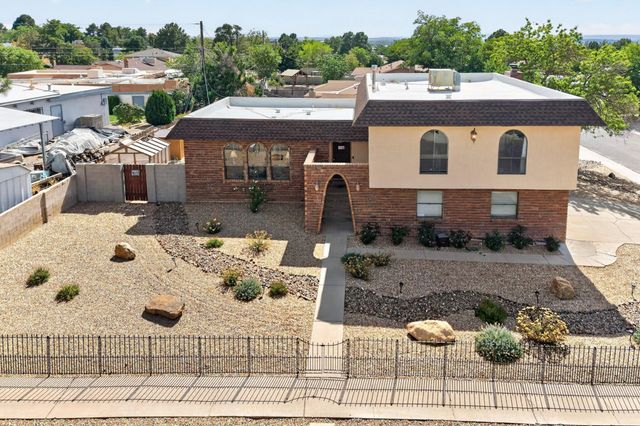12110 Princess Jeanne Avenue NE, Albuquerque, NM 87112