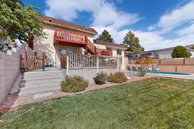 12110 Princess Jeanne Avenue NE, Albuquerque, NM 87112