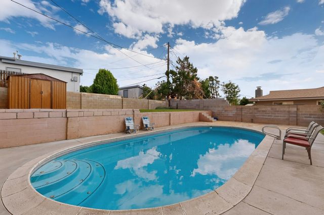 12110 Princess Jeanne Avenue NE, Albuquerque, NM 87112