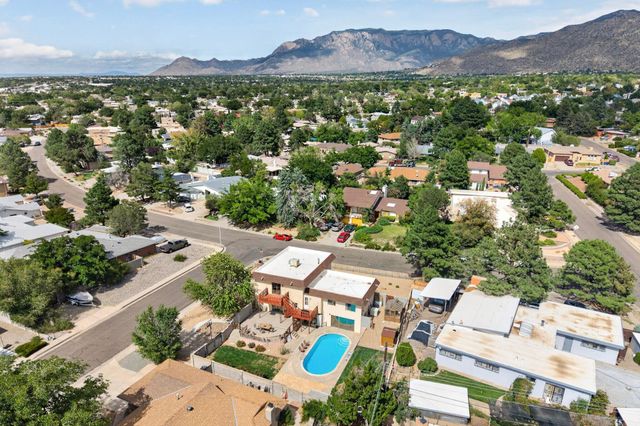 12110 Princess Jeanne Avenue NE, Albuquerque, NM 87112