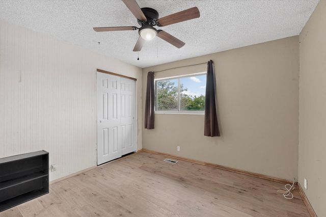 12110 Princess Jeanne Avenue NE, Albuquerque, NM 87112