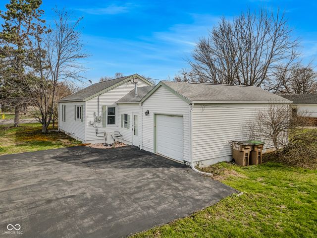 2711 22nd Street, Columbus, IN 47201