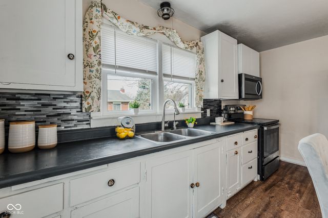 2711 22nd Street, Columbus, IN 47201