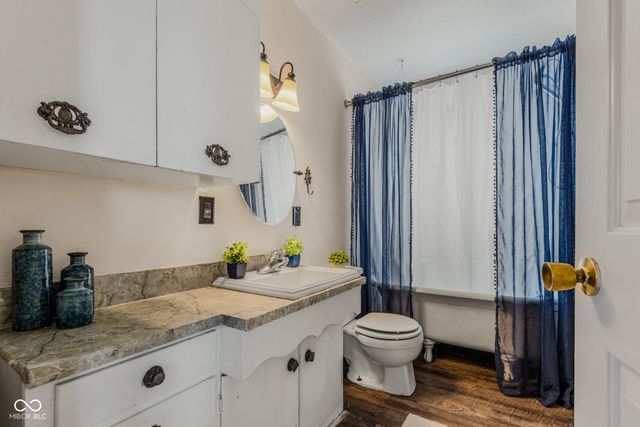 2711 22nd Street, Columbus, IN 47201