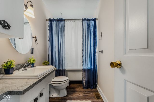 2711 22nd Street, Columbus, IN 47201