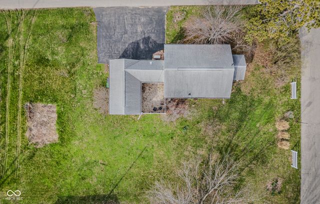 2711 22nd Street, Columbus, IN 47201