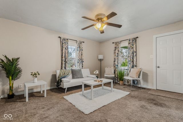 2711 22nd Street, Columbus, IN 47201