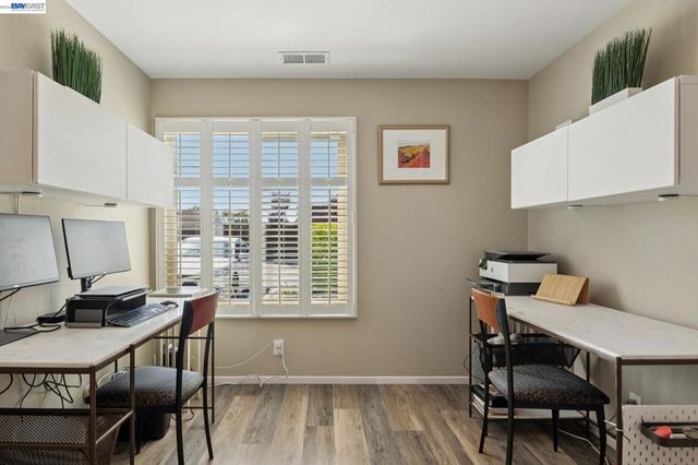 3430 Camanoe Ln, Alameda, CA 94502