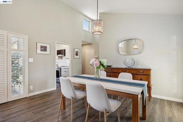 3430 Camanoe Ln, Alameda, CA 94502