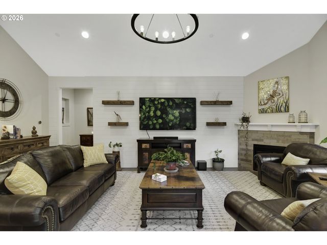 3222 Ne MALLARD St, Camas, WA 98607