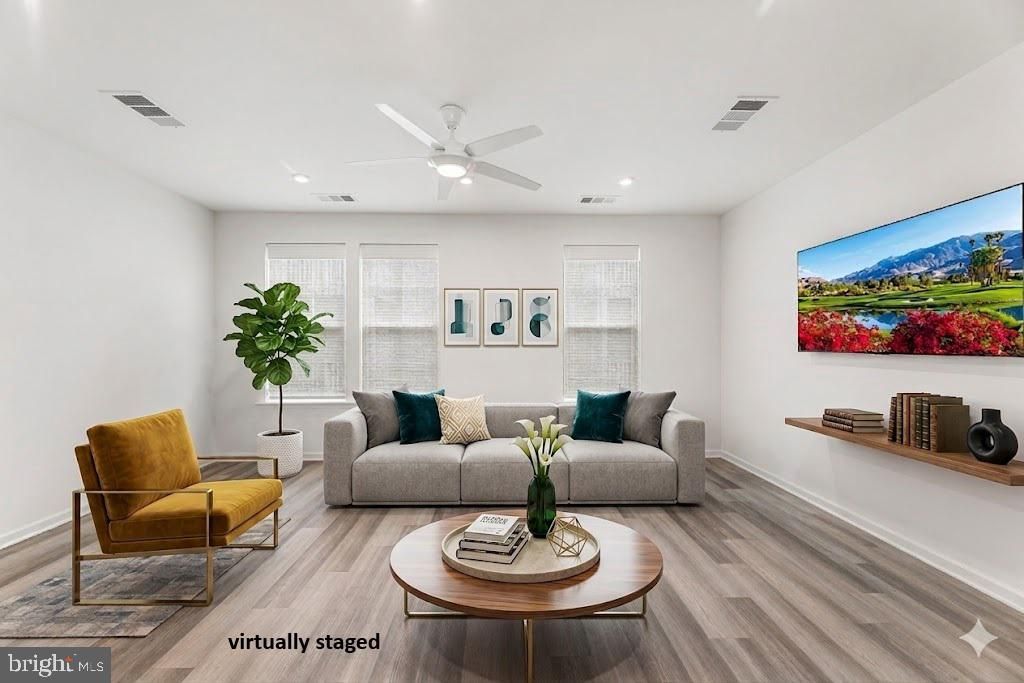 Image 16 of property listing at 520 MARSHY CV #163, Cambridge, MD 21613