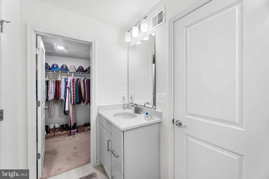 Image 24 of property listing at 520 MARSHY CV #163, Cambridge, MD 21613