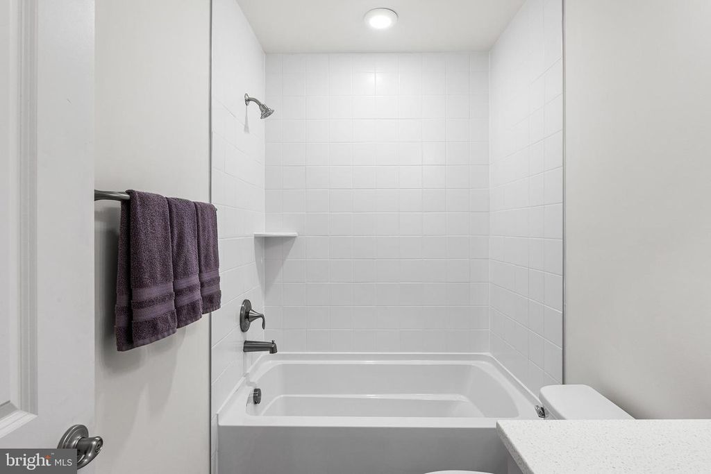 Image 31 of property listing at 520 MARSHY CV #163, Cambridge, MD 21613