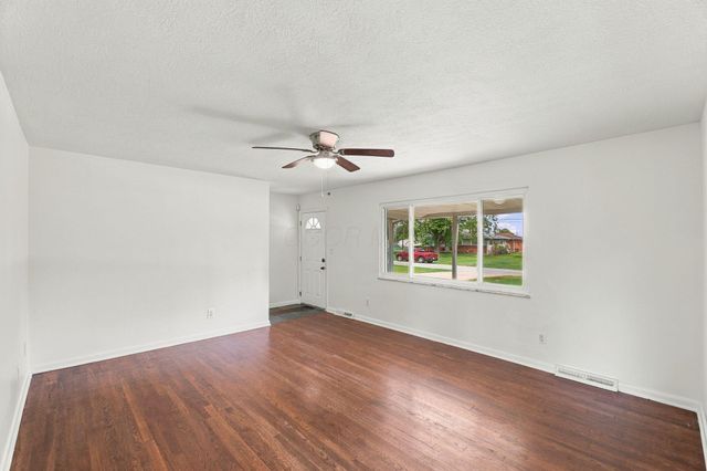 341 N Grener Avenue, Columbus, OH 43228