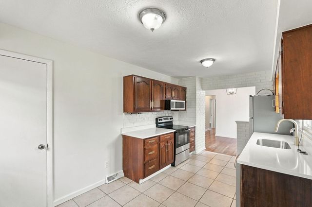 341 N Grener Avenue, Columbus, OH 43228