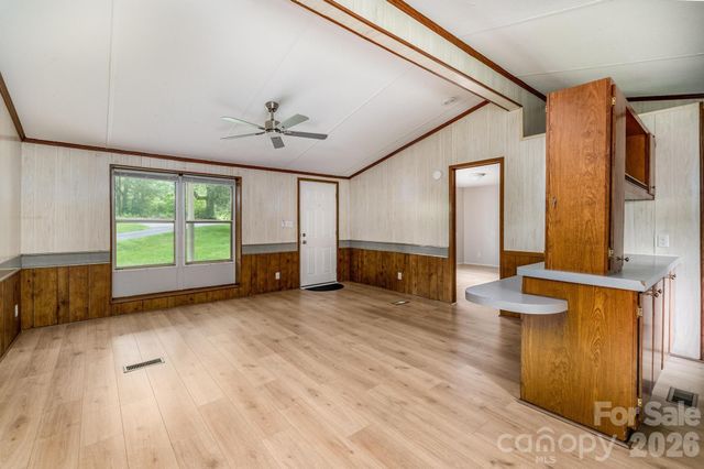 4449 Hickory Highway, Statesville, NC 28677