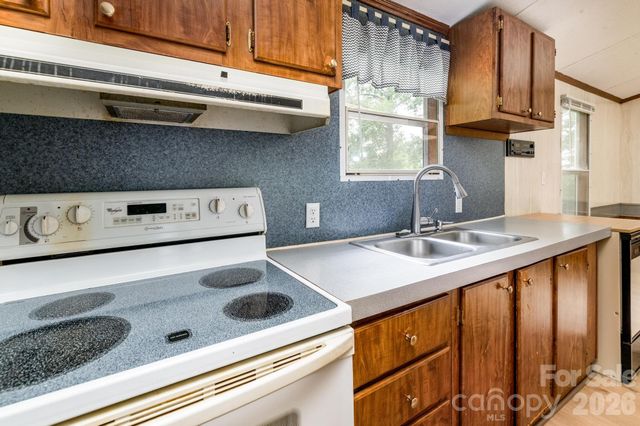 4449 Hickory Highway, Statesville, NC 28677
