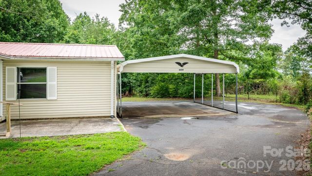 4449 Hickory Highway, Statesville, NC 28677