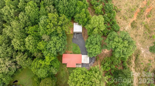 4449 Hickory Highway, Statesville, NC 28677