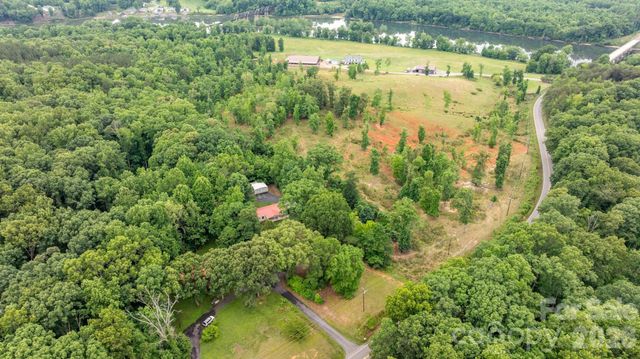 4449 Hickory Highway, Statesville, NC 28677