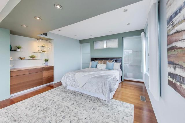 2401 W OHIO Street 31, Chicago, IL 60612