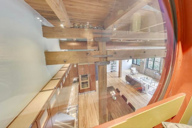 2401 W OHIO Street 31, Chicago, IL 60612