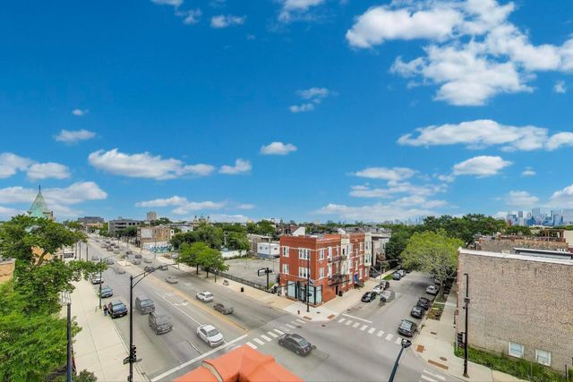 2401 W OHIO Street 31, Chicago, IL 60612