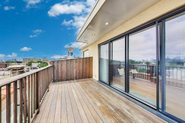 2401 W OHIO Street 31, Chicago, IL 60612