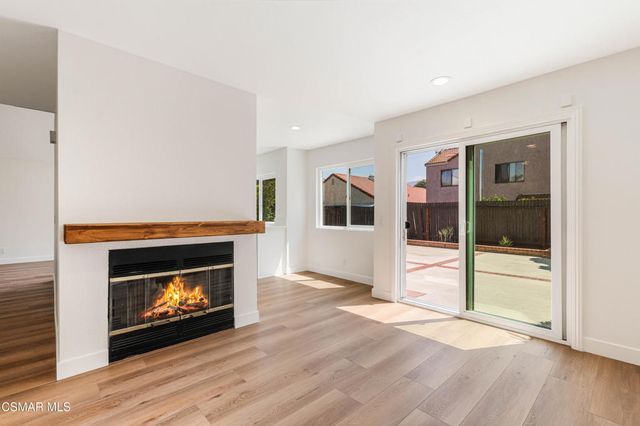 2332 Hampton Avenue, Simi Valley, CA 93063
