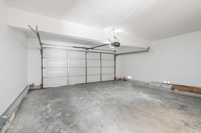 2332 Hampton Avenue, Simi Valley, CA 93063