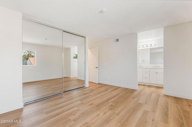 2332 Hampton Avenue, Simi Valley, CA 93063