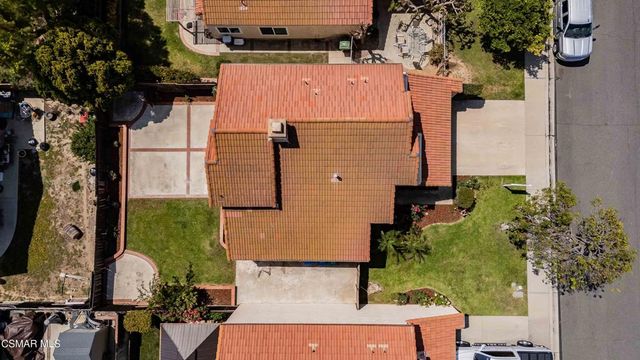 2332 Hampton Avenue, Simi Valley, CA 93063