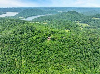 45 Benjamins Ln, Carthage, TN 37030