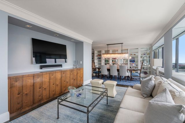 85 E India Row 26AB, Boston, MA 02110