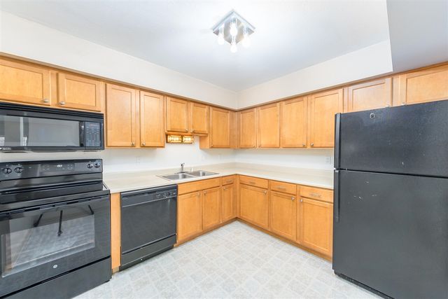 19130 Northridge Road, Northville, MI 48167