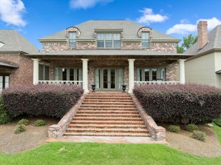 44 Golf Club Rd., Hattiesburg, MS 39402