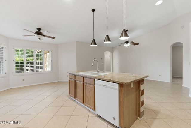 4050 W SAGUARO PARK Lane, Glendale, AZ 85310