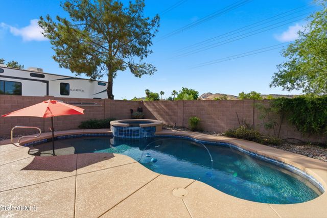4050 W SAGUARO PARK Lane, Glendale, AZ 85310