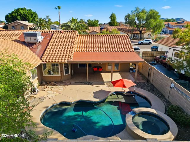 4050 W SAGUARO PARK Lane, Glendale, AZ 85310