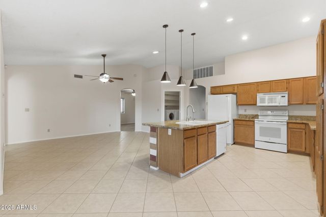 4050 W SAGUARO PARK Lane, Glendale, AZ 85310