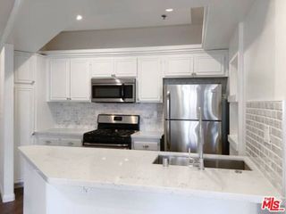 12712 MOORPARK Street 103, Studio City (los Angeles), CA 91604