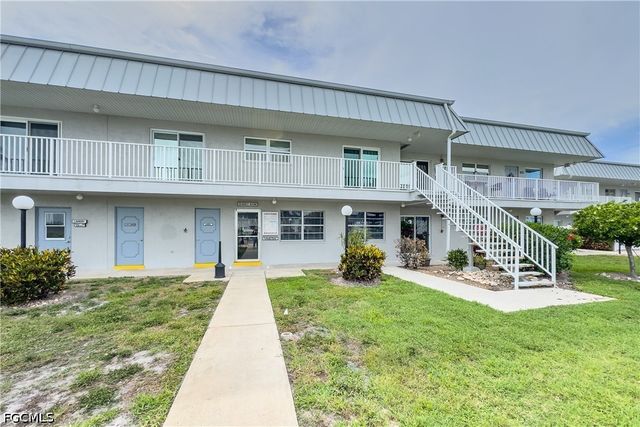 6777 Winkler RD 236, Fort Myers, FL 33919